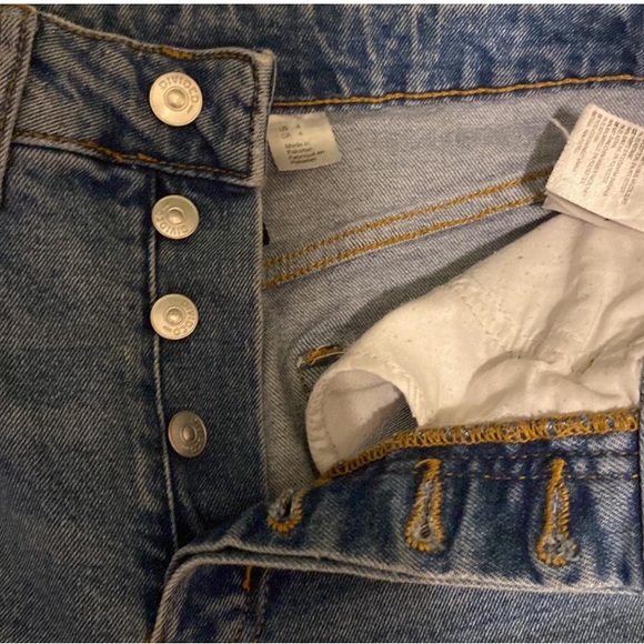 H&M Divided Curvy Fit Wide Ultra High Waist Jean - Picture 5 of 6